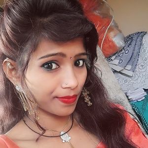 Meet your Posher, Rekha